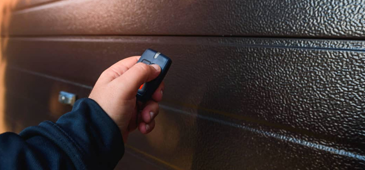 automatic door opener with remote control in Newman
